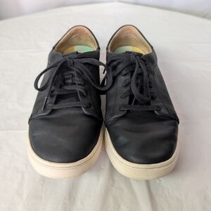 Olukai Pehuea Li'ili Women's Sneaker Shoes in size 7.5 Black